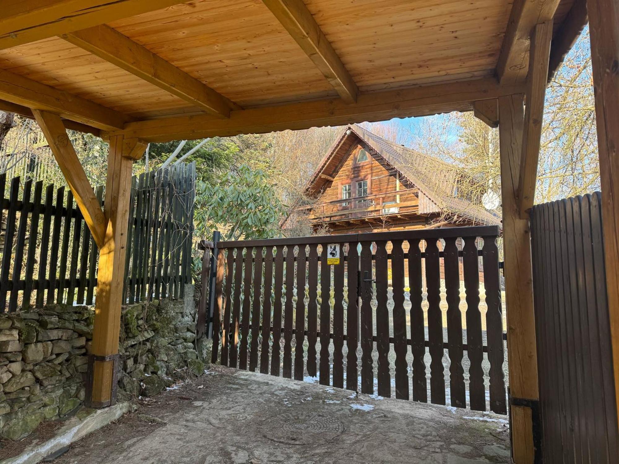 Willa Lesna Międzybrodzie Bialskie Exterior foto
